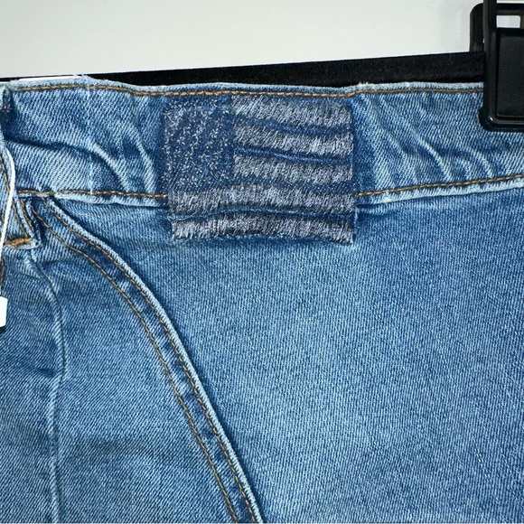 Revice Venus Flare Jeans in Eclipse Wash Size 29 - Picture 8 of 8